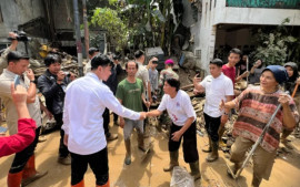 wapres-gibran-tinjau-lokasi-pengungsian-warga-terdampak-banjir-di-bekasi